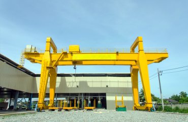 gantry crane suppliers UAE
